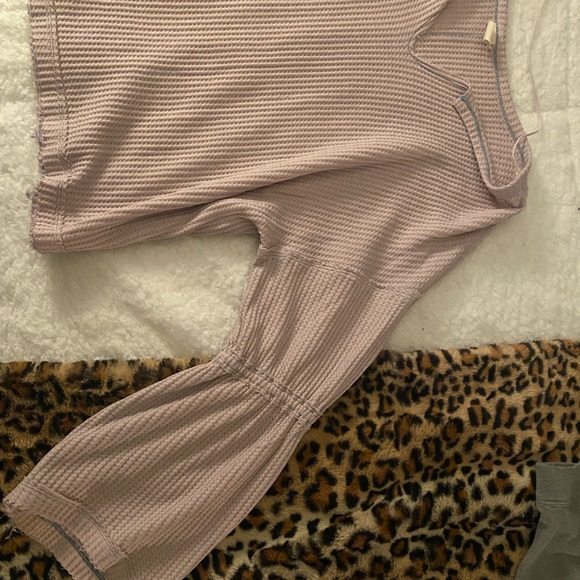 FREE PEOPLE TOP - Picture 2 of 4